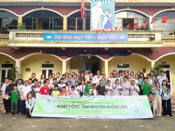 DB Global Dream Leader lan tỏa kỹ năng sống qua hoạt động nhóm lớn tại Trường chuyên biệt Bình Minh