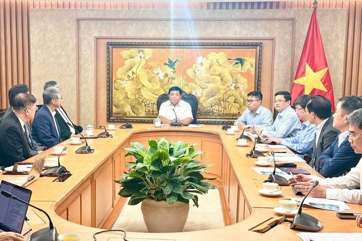 Thúc đẩy hợp tác, hình thành các trung tâm R&D và cơ sở nghiên cứu lớn về bán dẫn tại Việt Nam
