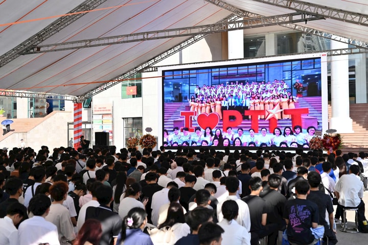 Gần 7.000 tân sinh viên nhập học Học viện Công nghệ BCVT năm học 2025 - 2026