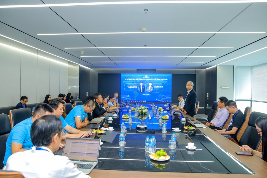CMC kiện toàn lãnh đạo cấp cao sẵn sàng cho việc chuyển đổi AI