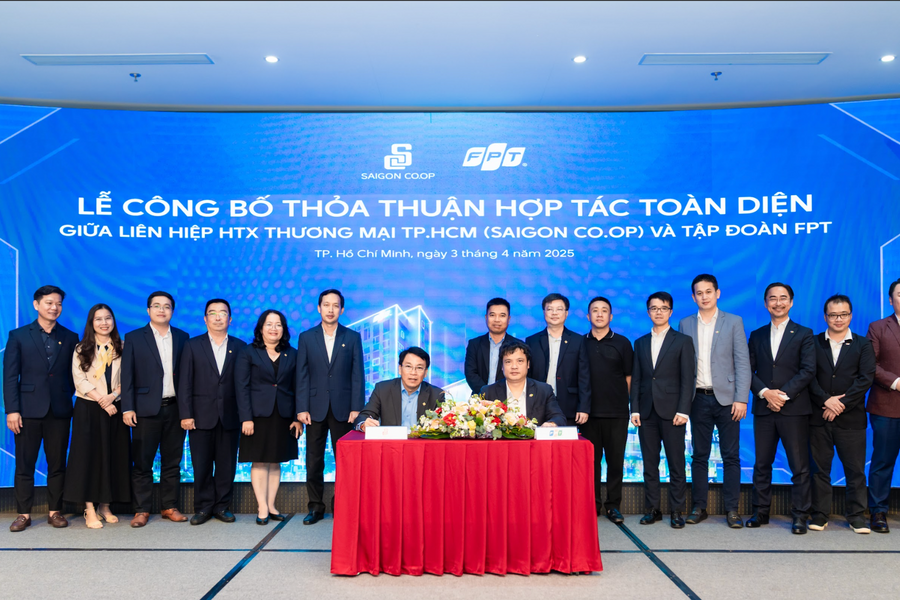 ‏‏Saigon Co.op bắt tay FPT chuyển đổi số và chuyển đổi xanh trong lĩnh vực bán lẻ