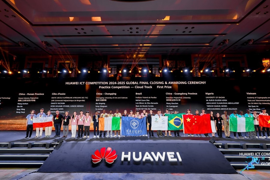 Sinh viên Việt Nam phá kỷ lục thành tích tại chung kết cuộc thi ICT toàn cầu 2024 - 2025