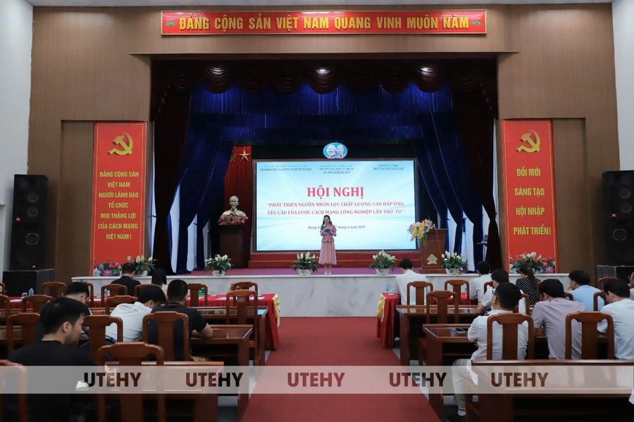 Phát triển nguồn nhân lực chất lượng cao đáp ứng yêu cầu của cuộc Cách mạng công nghiệp 4.0