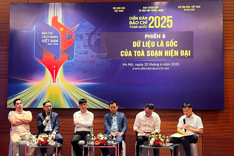 Báo chí đang chuyển mình từ “sản xuất hàng loạt” sang “may đo nội dung”