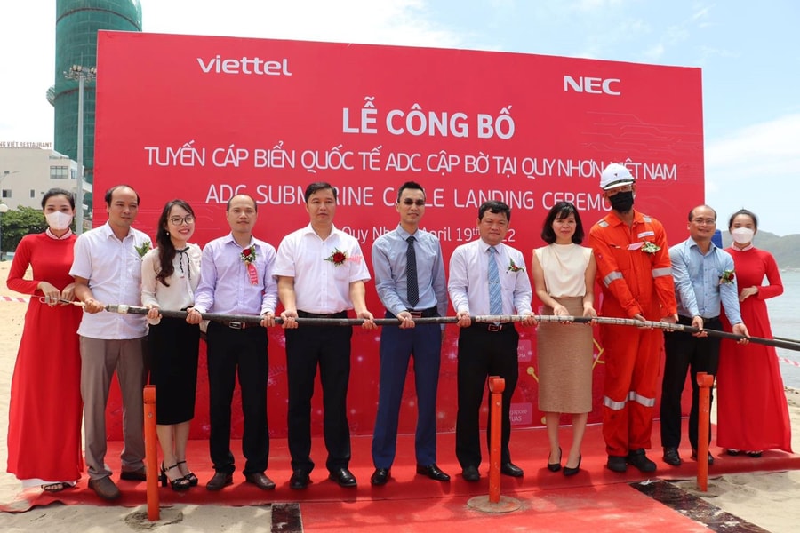 Xây dựng hạ tầng kết nối toàn cầu, Viettel hỗ trợ doanh nghiệp Việt vươn ra thế giới