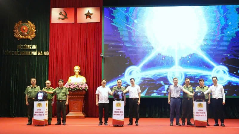 Công an TP Hà Nội xây dựng “đơn vị số”, đội ngũ “cán bộ số”