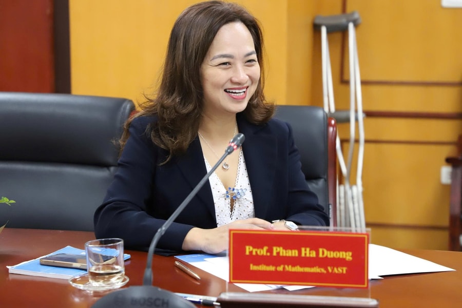 PGS.TSKH. Phan Thị Hà Dương trở thành tân giám đốc Phòng nghiên cứu quốc tế Pháp - Việt về toán học và ứng dụng