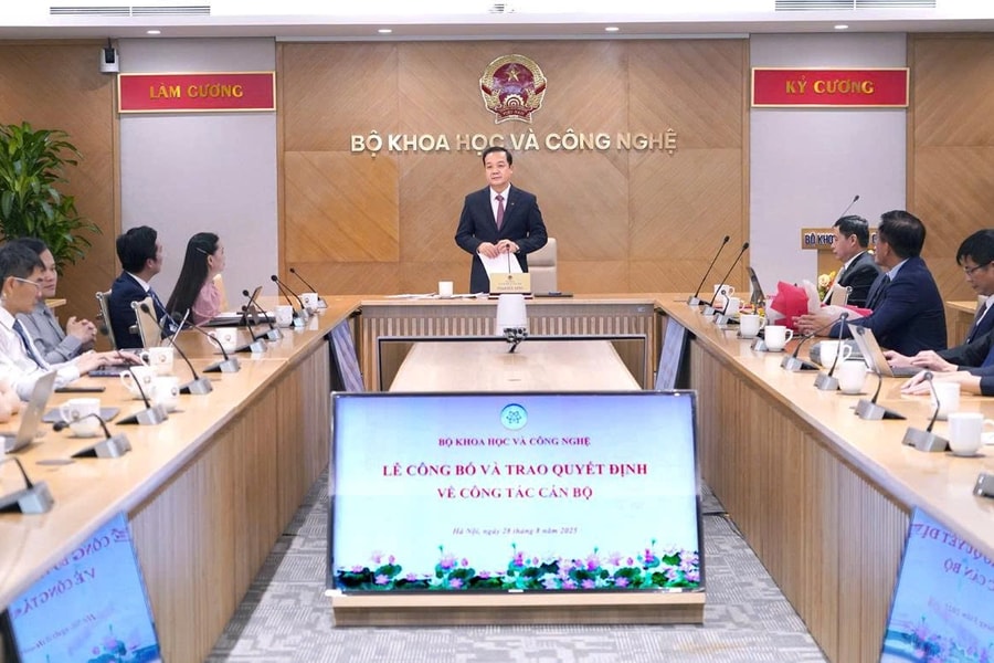 Cục trưởng Cục Chuyển đổi số quốc gia nghỉ chế độ, một Phó Cục trưởng được giao Quyền Cục trưởng