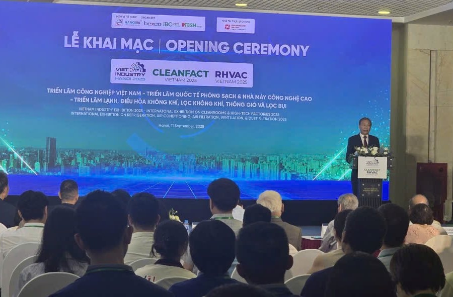 Khai mạc Triển lãm