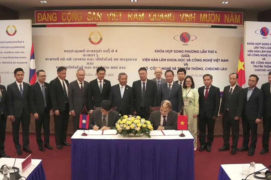 Việt Nam - Lào: Hợp tác phát triển khoa học công nghệ và chuyển đổi số trong kỷ nguyên số