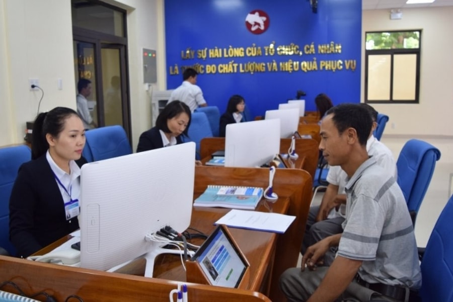 Phấn đấu 100% thủ tục hành chính không phụ thuộc địa giới hành chính cấp tỉnh