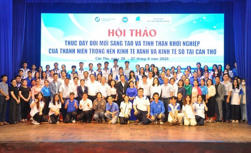 Khơi dậy tinh thần khởi nghiệp của thanh niên trong kinh tế xanh và kinh tế số