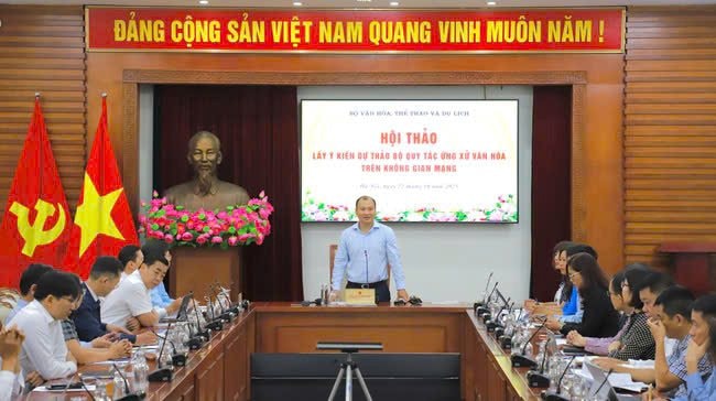 Xây dựng Bộ Quy tắc ứng xử văn hóa trên không gian mạng
