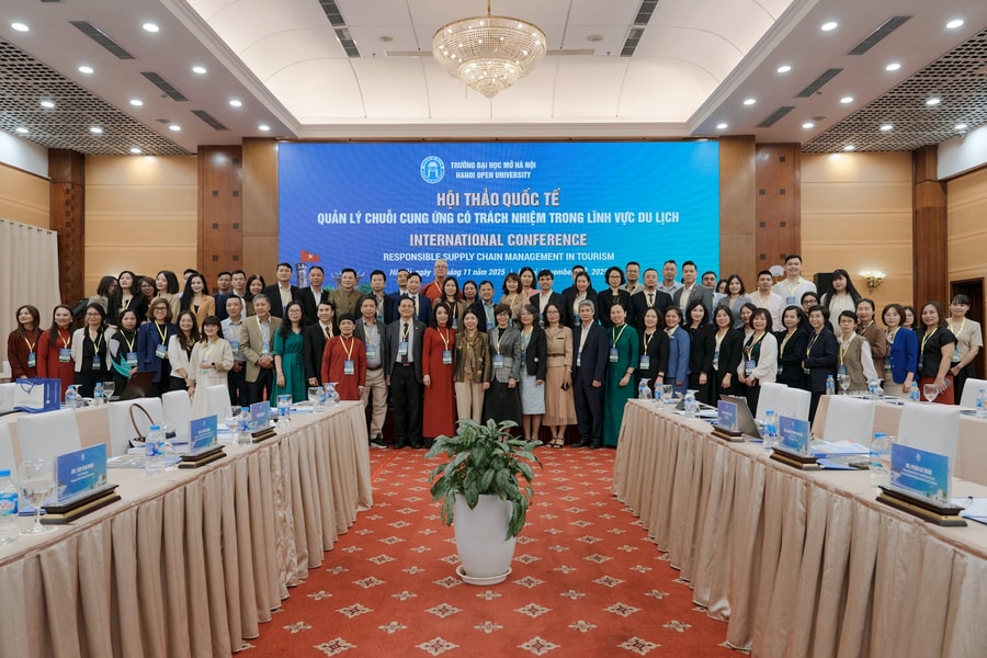 Tái cấu trúc chuỗi cung ứng du lịch Việt Nam để tránh “vết xe đổ” suy thoái tài nguyên