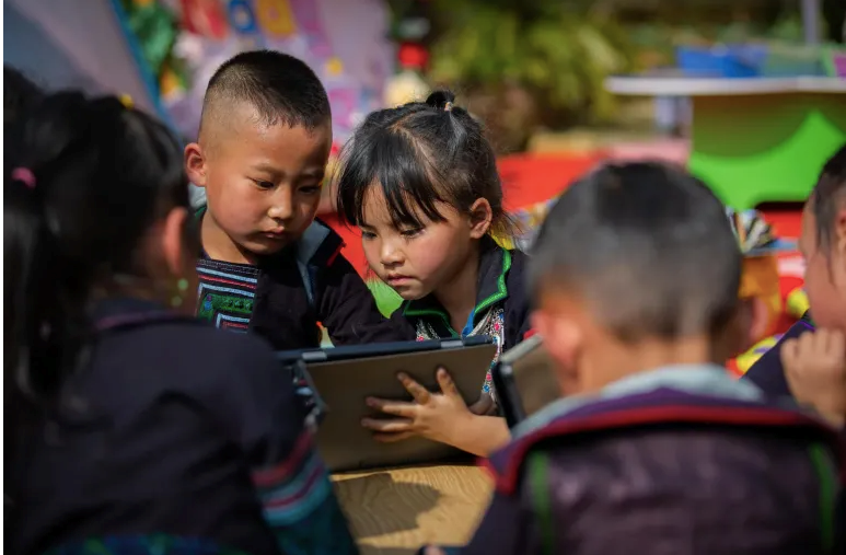 Cyber Peace 2025: Xây dựng lá chắn số bảo vệ trẻ em trực tuyến