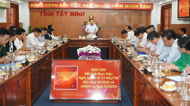 Tây Ninh: Tăng tốc chuyển đổi số trên ba trụ cột chính quyền số - kinh tế số - xã hội số