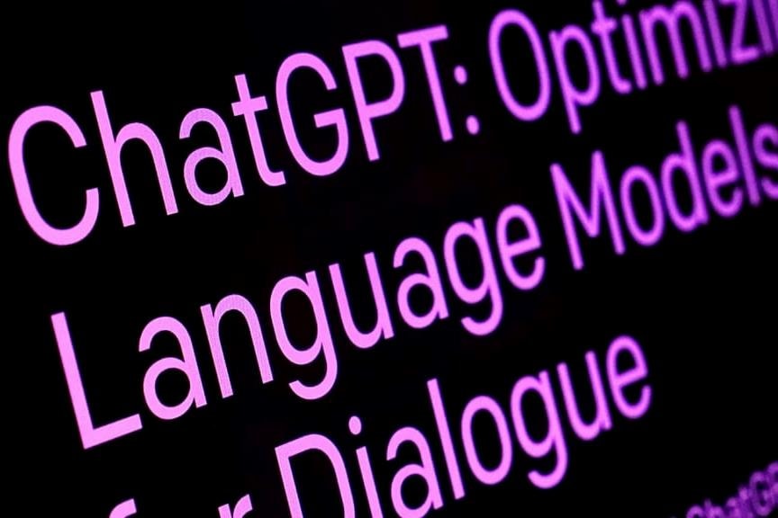 Phát hiện mới: Tiếng Ba Lan giúp AI phản hồi tốt nhất