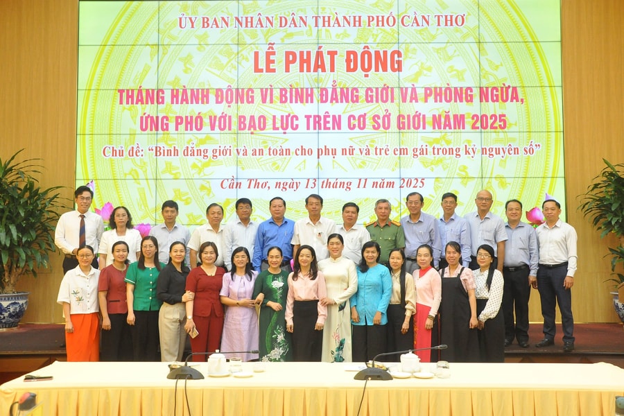 Bình đẳng giới và an toàn cho phụ nữ và trẻ em gái trong kỷ nguyên số