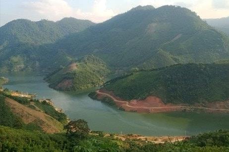 Tận dụng tài nguyên thiên nhiên và văn hóa bản địa trong giảm nghèo đa chiều: Mô hình tại xã Trung Sơn