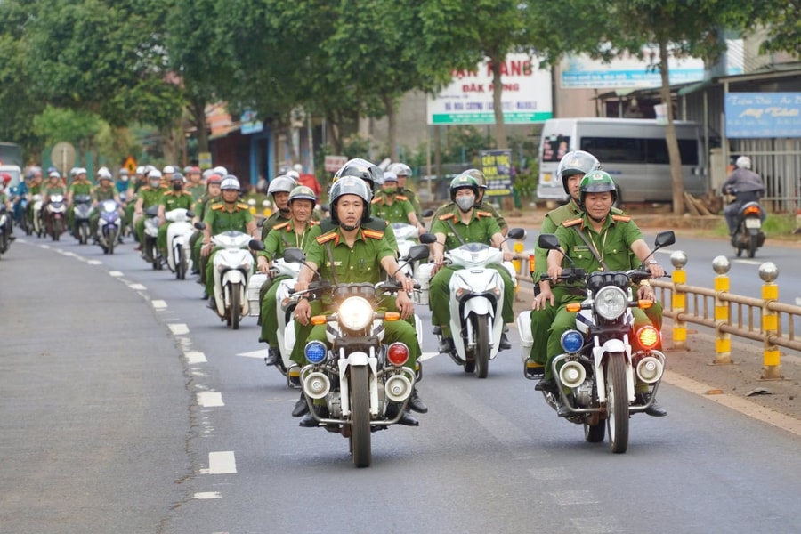 Giữ bình yên thôn xóm, đảm bảo an ninh trật tự