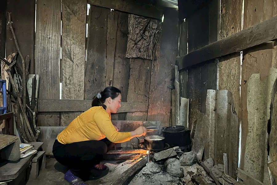 Bảo đảm nước sạch và vệ sinh để nâng sức khỏe, tăng năng lực lao động cho hộ nghèo