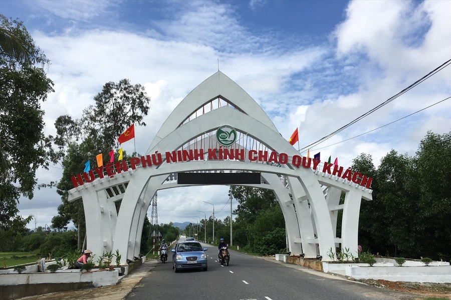 Tăng tốc chuyển đổi số, Phú Ninh tạo nền tảng nông thôn mới hiện đại