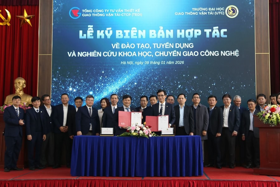 Trường Đại học GTVT: Tăng cường hợp tác trong đào tạo và nghiên cứu khoa học với doanh nghiệp