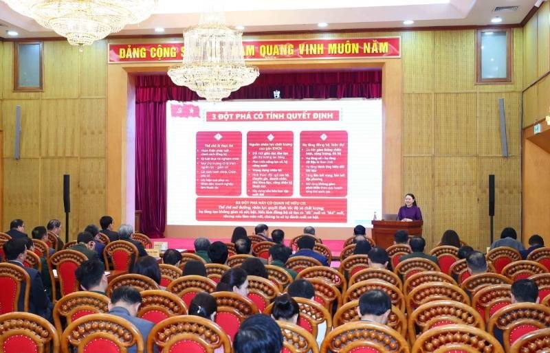 Đẩy mạnh ứng dụng công nghệ, chuyển đổi số để lan toả sâu rộng kết quả Đại hội XIV của Đảng