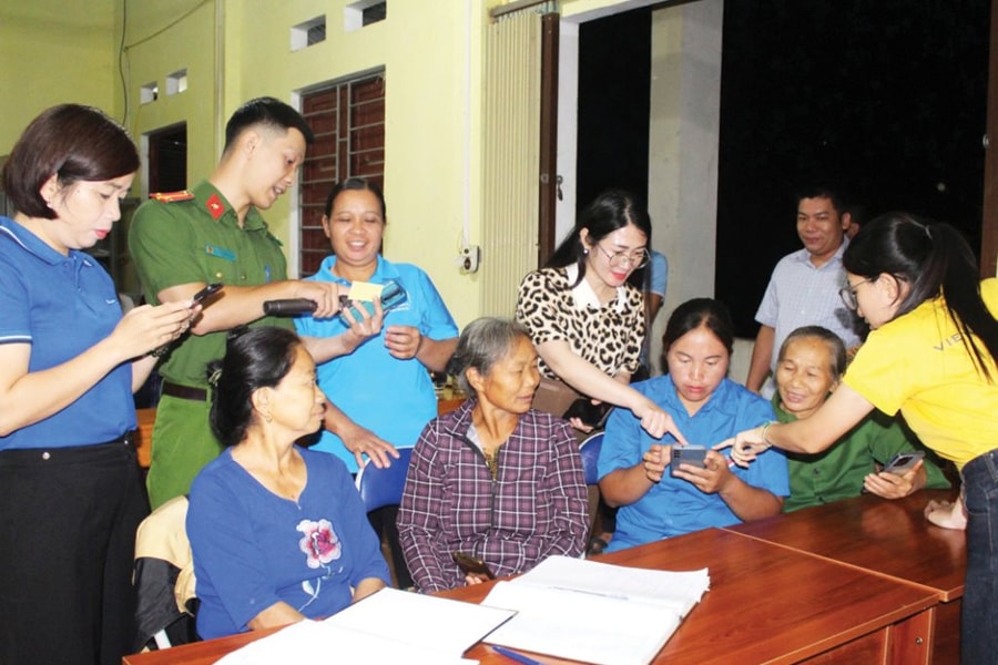 Phong trào “Bình dân học vụ số” ở Cao Bằng: Cách làm thiết thực từ thực tiễn địa phương