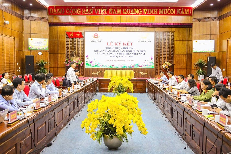 Deputy Minister Bui Hoang Phuong: Integrating posts with public administration and applying UAV is the trend