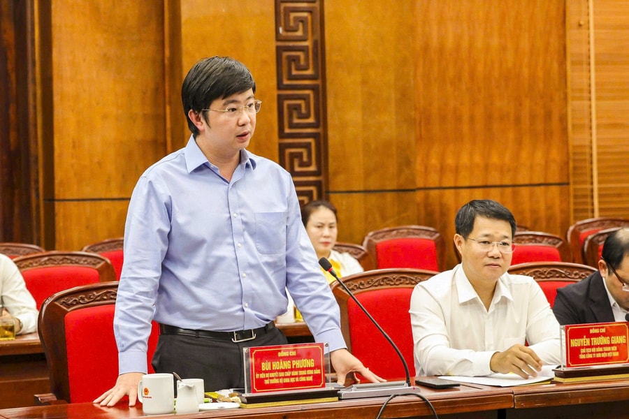 Thứ trưởng Bùi Hoàng Phương: Tích hợp bưu chính với hành chính công, ứng dụng UAV là xu hướng