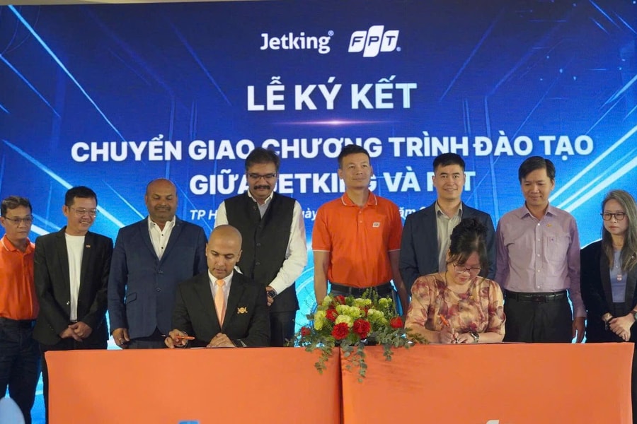 FPT bắt tay đối tác Ấn Độ đào tạo nhân lực AI, bán dẫn, an ninh mạng