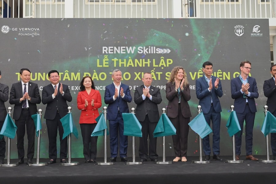 Thành lập Trung tâm Đào tạo xuất sắc về điện gió tại Trường Đại học Điện lực