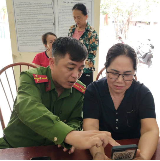 Hải Phòng: Đặt mục tiêu "phủ kín" sổ sức khỏe điện tử trên VNeID trước 31/3/2026