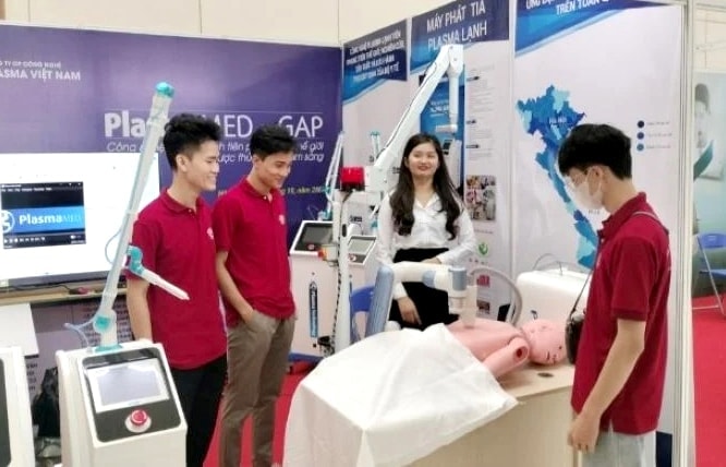 Đưa Việt Nam vào nhóm 30 quốc gia dẫn đầu toàn cầu về ĐMST và khởi nghiệp sáng tạo