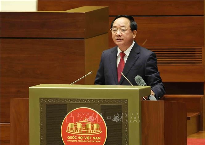 Thể chế hóa đầy đủ, đồng bộ, toàn diện các quan điểm của Đảng về công tác chính trị, tư tưởng trong tình hình mới