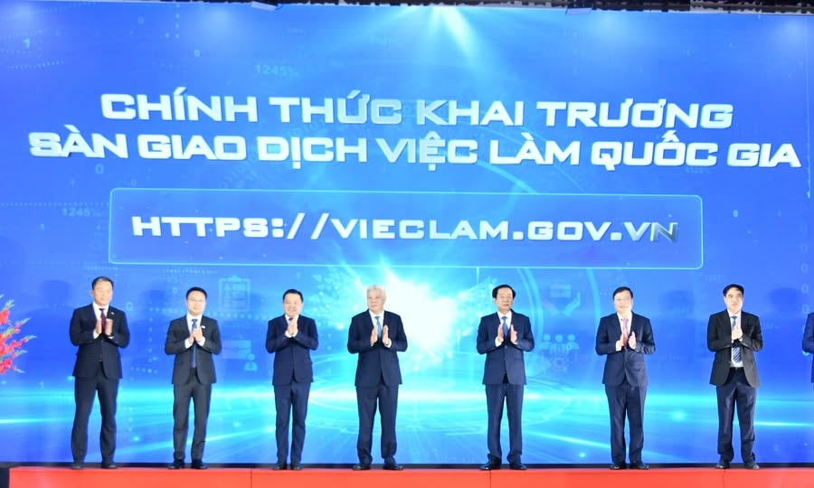 Sàn giao dịch việc làm quốc gia: “Bệ phóng số” cho thị trường lao động Việt
