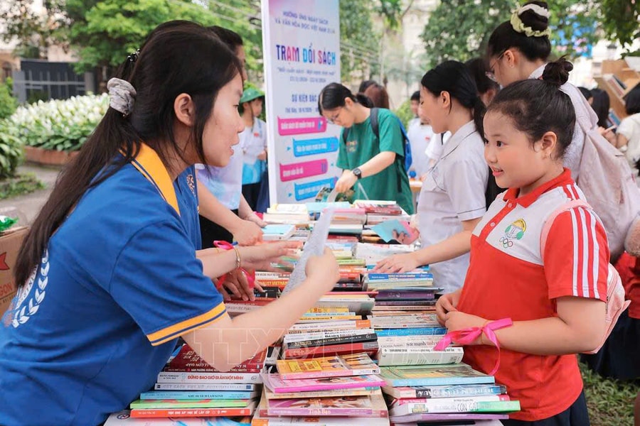 Ngày Sách và Văn hóa đọc Việt Nam 2026: Hướng tới năng lực đọc chọn lọc, phản biện và sáng tạo