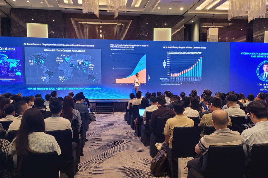 DCCI Summit 2026: AI đang tái định hình hạ tầng số