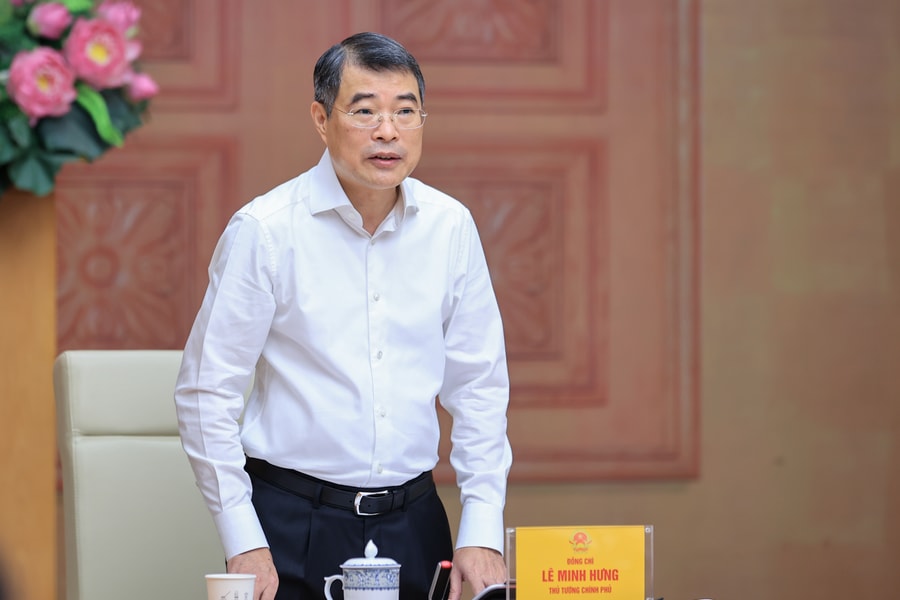 Xây dựng Nghị quyết của Trung ương về mô hình phát triển đất nước trong giai đoạn mới dựa trên KHCN, ĐMST và CĐS