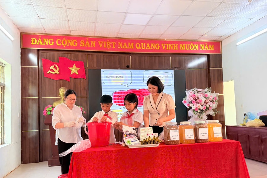 Lai Châu: Tập huấn ứng dụng chế phẩm IMO lan tỏa lối sống xanh trong trường học