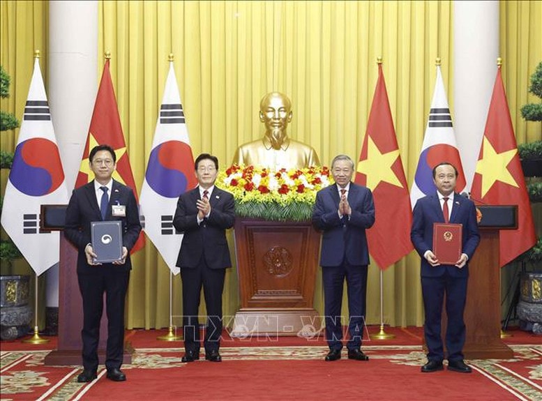 Ký kết nhiều văn kiện hợp tác về KHCN, đổi mới sáng tạo, sở hữu trí tuệ giữa Việt Nam - Hàn Quốc