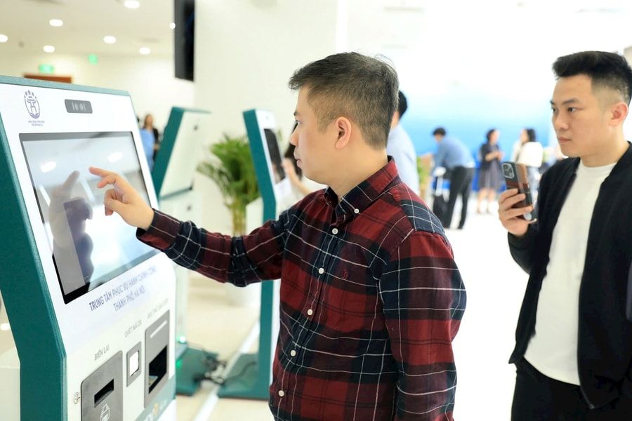 Đến năm 2035, mọi giao dịch với chính quyền sẽ thực hiện trên môi trường số