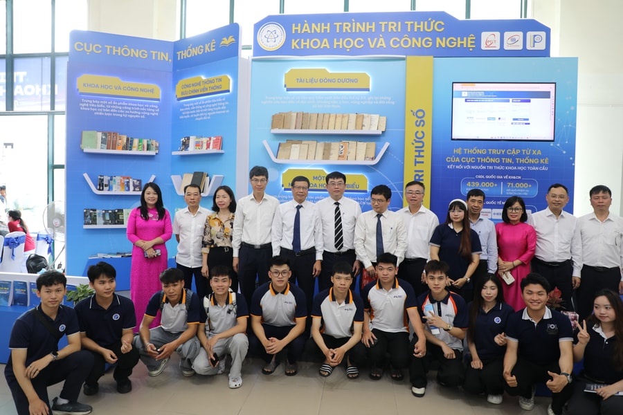 Khai mạc Triển lãm Sách Khoa học và Công nghệ năm 2026