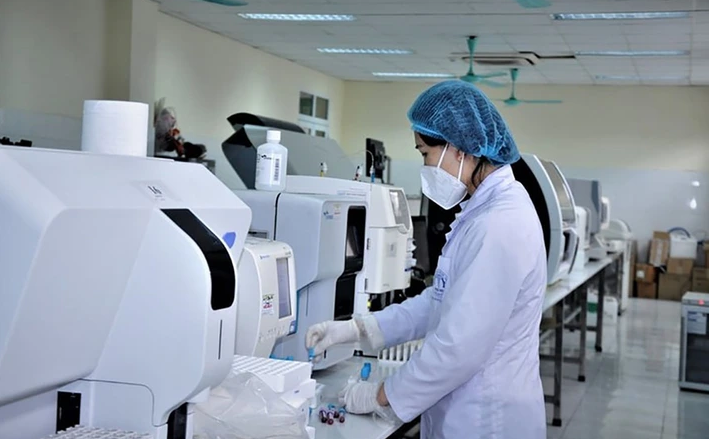 Đầu tư dài hạn cho nghiên cứu cơ bản xuất sắc gắn với công nghệ chiến lược