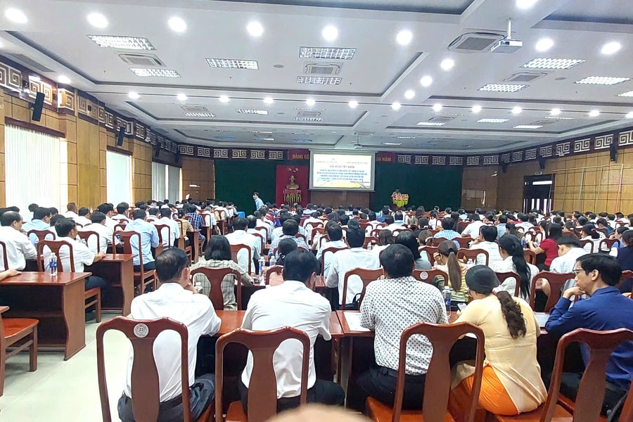 Vĩnh Long: Hơn 350 cán bộ cấp xã được tập huấn đánh giá hiệu quả nhiệm vụ KHCN và ĐMST
