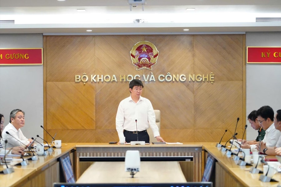 Bộ KH&CN đề xuất giải pháp gỡ vướng đầu tư dự án CNTT và chuyển đổi số