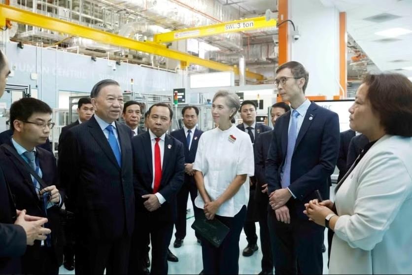 Tổng Bí thư, Chủ tịch nước Tô Lâm thăm các cơ sở công nghệ tại Singapore