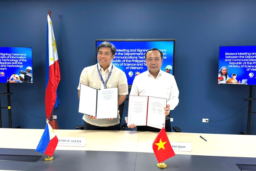 Việt Nam - Philippines đẩy mạnh hợp tác về viễn thông, chính phủ điện tử và công nghệ mới