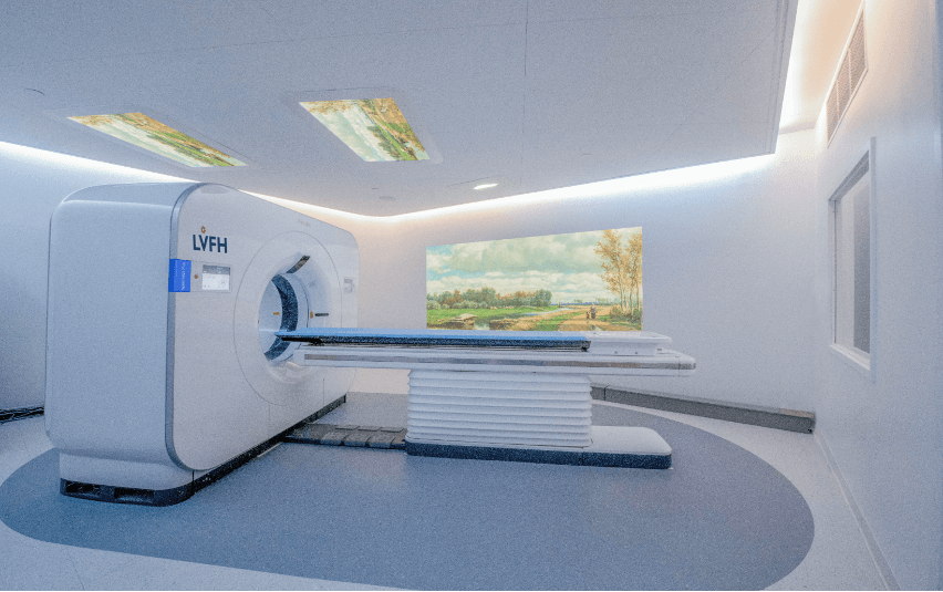 Bệnh viện Quốc tế Thăng Long Lạc Việt tiên phong sở hữu máy chụp CT phổ thế hệ mới